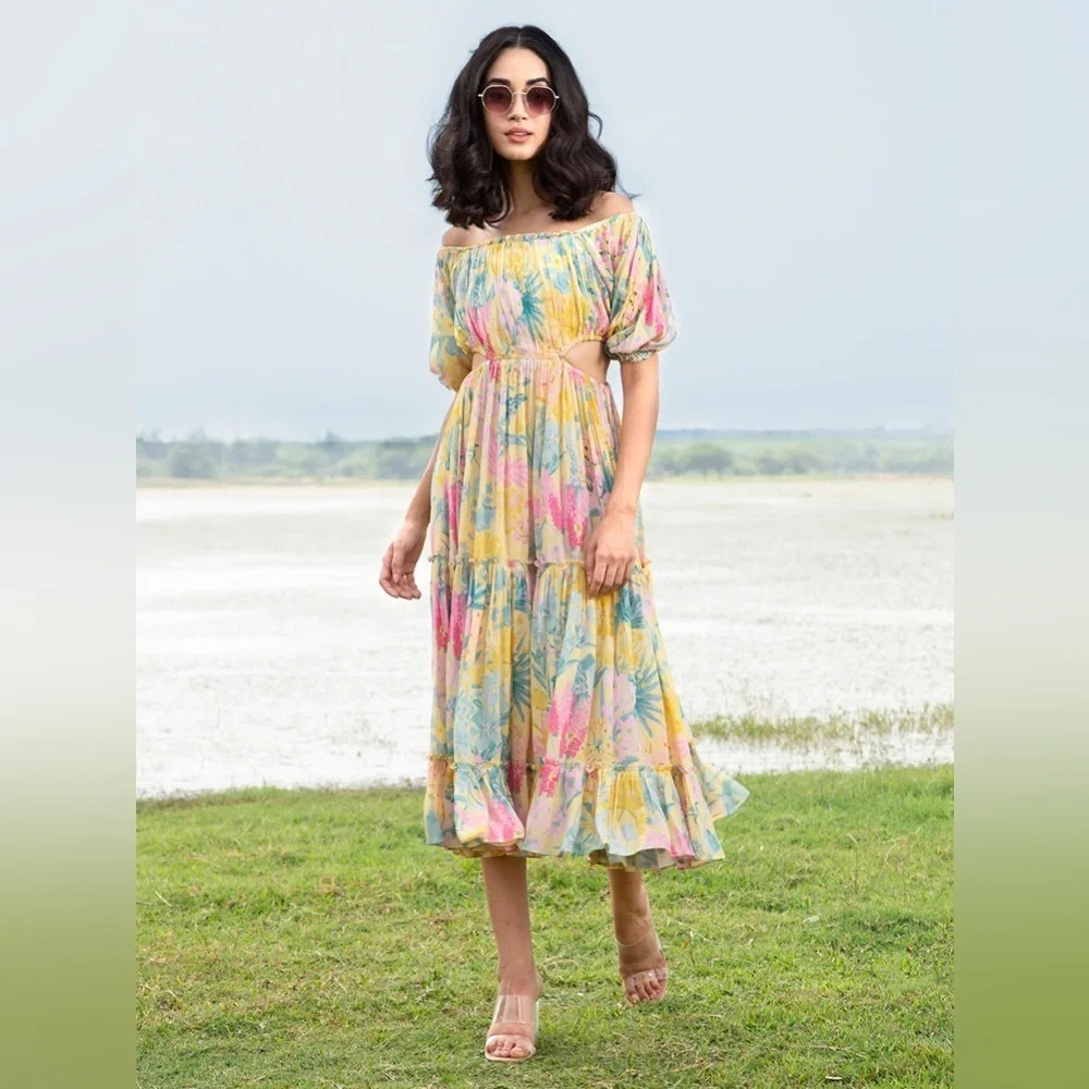 House of Soi Yellow Amber Dress. Sz L